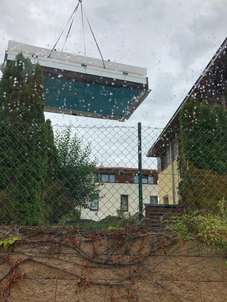 Práce autojeřábem — zvedání břemene